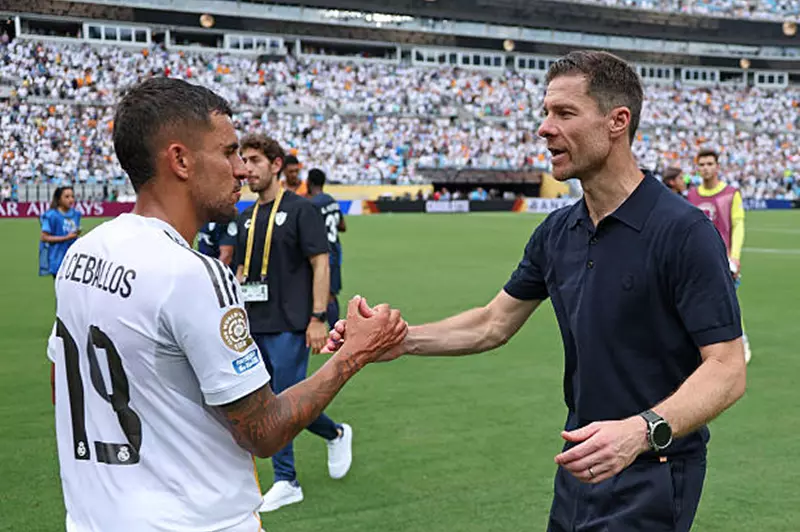 تشابي ألونسو وداني سيبايوس